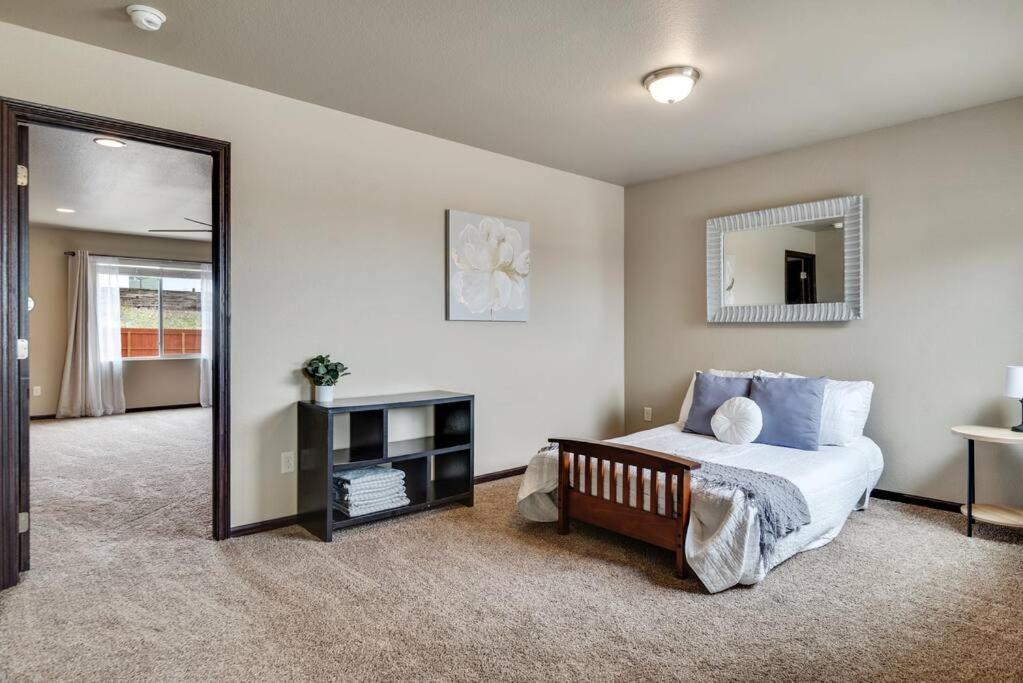 Large Home In The Most Convenient Location Rapid City Exteriér fotografie