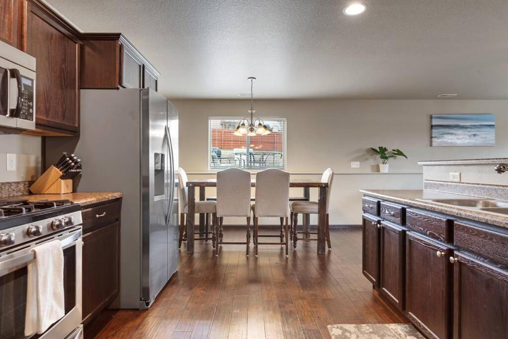 Large Home In The Most Convenient Location Rapid City Exteriér fotografie