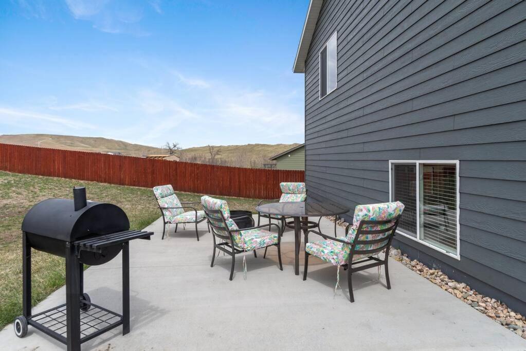 Large Home In The Most Convenient Location Rapid City Exteriér fotografie